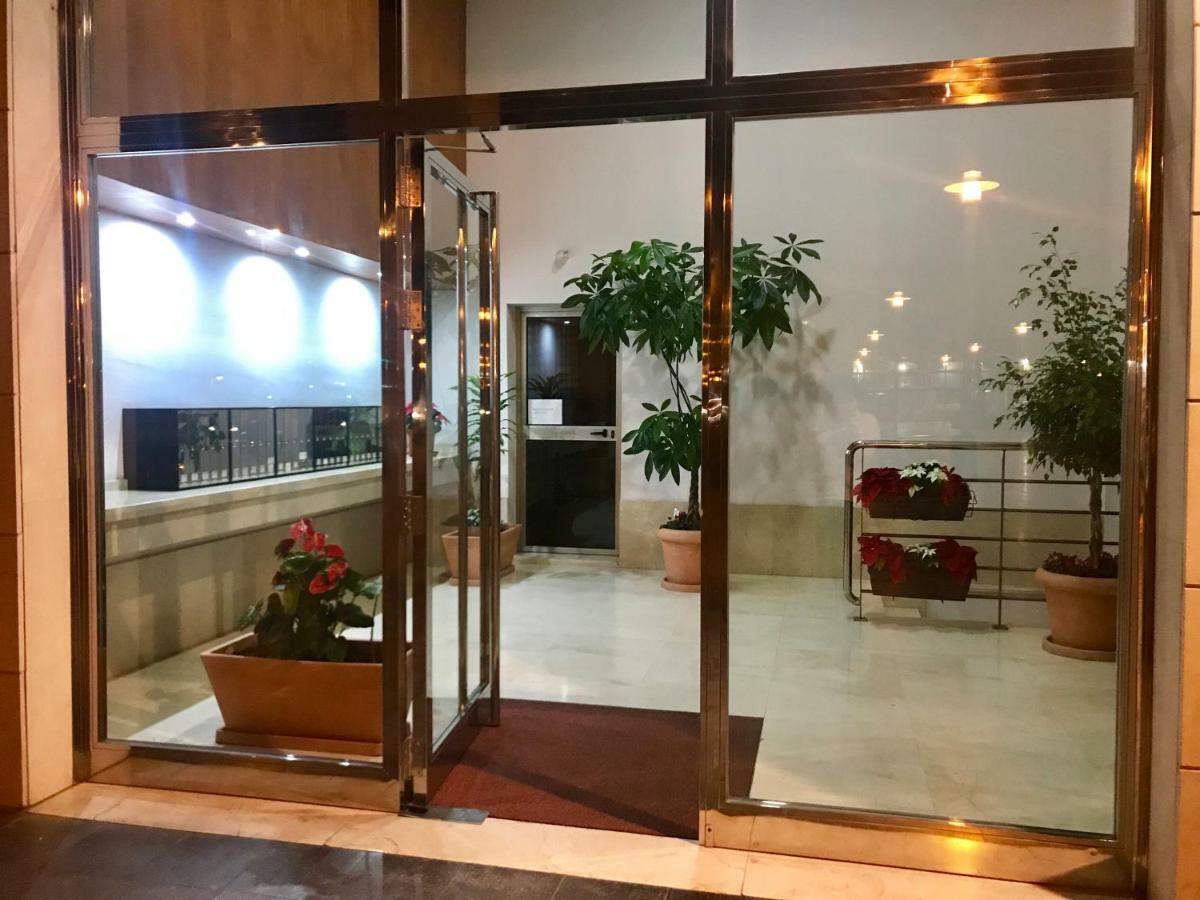 Apartamento Paseo Maritimo Antonio Banderas Málaga Esterno foto