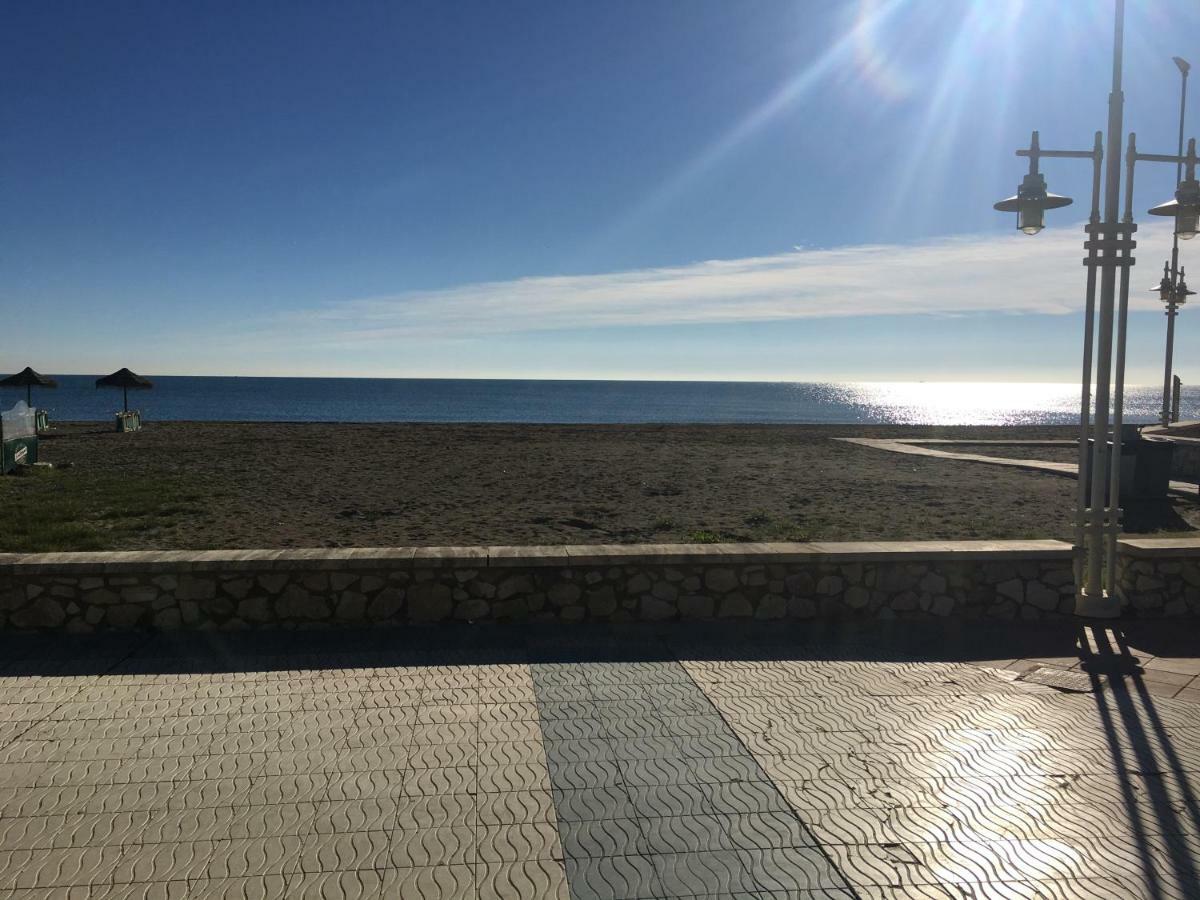 Apartamento Paseo Maritimo Antonio Banderas Málaga Esterno foto
